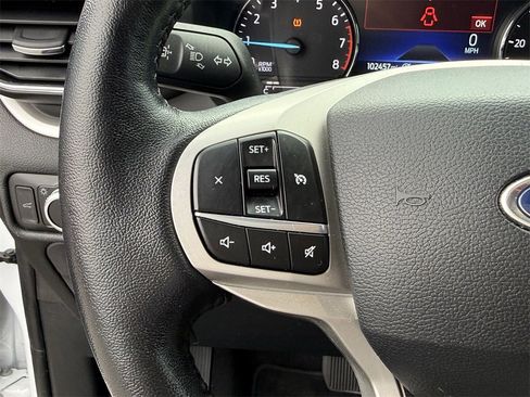 Used 2021 Ford Explorer XLT w/ Equipment Group 202A image 18