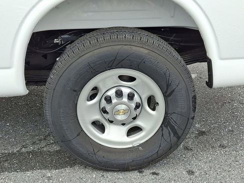 New 2025 Chevrolet Express 3500 w/ Driver Convenience Package RWD image 5