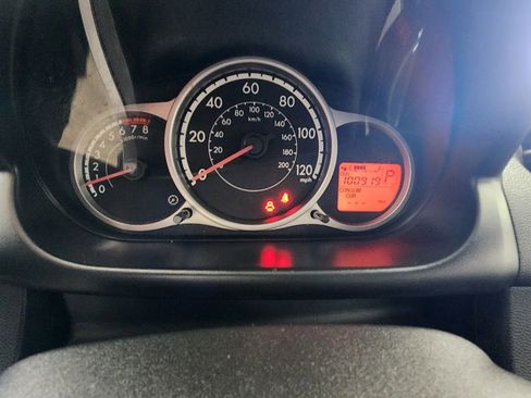 Used 2011 MAZDA MAZDA2 Touring FWD image 39