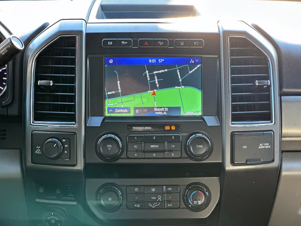 Used 2021 Ford F250 XLT w/ XLT Premium Package AWD/4WD image 19