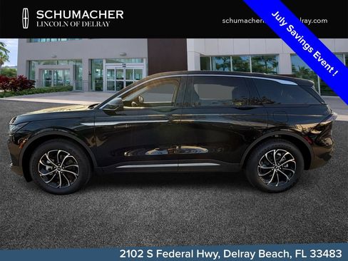 New 2026 Lincoln Nautilus Premier AWD/4WD image 4