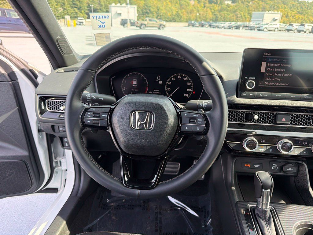 Used 2023 Honda Civic Sport image 13