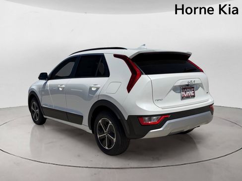New 2026 Kia Niro LX FWD image 5