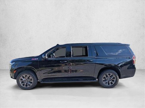 Used 2021 Chevrolet Suburban Z71 w/ Z71 Signature Package AWD/4WD image 6