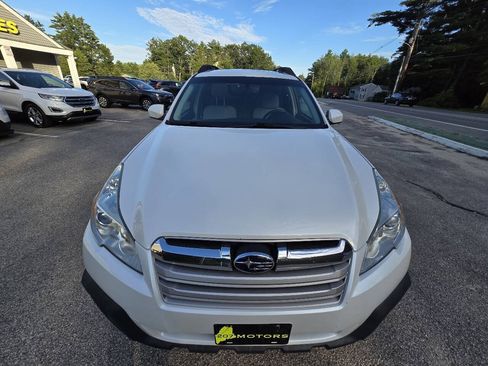 Used 2013 Subaru Outback 2.5i Premium AWD/4WD image 5