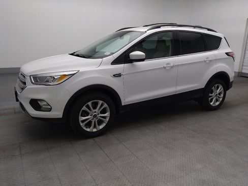 Used 2018 Ford Escape SEL AWD/4WD image 2