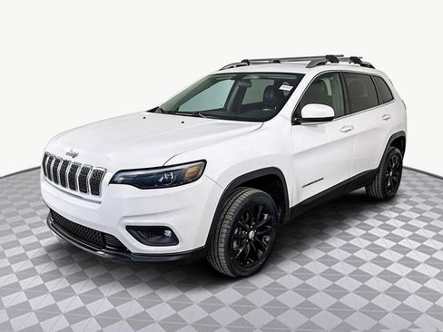 Used 2019 Jeep Cherokee Latitude Plus image 4