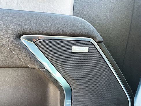 Used 2023 GMC Sierra 1500 SLT image 10