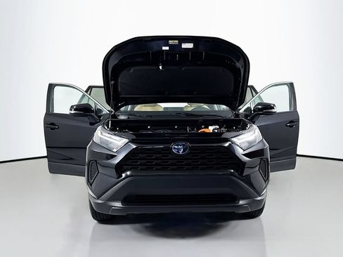 Used 2023 Toyota RAV4 LE AWD/4WD image 20