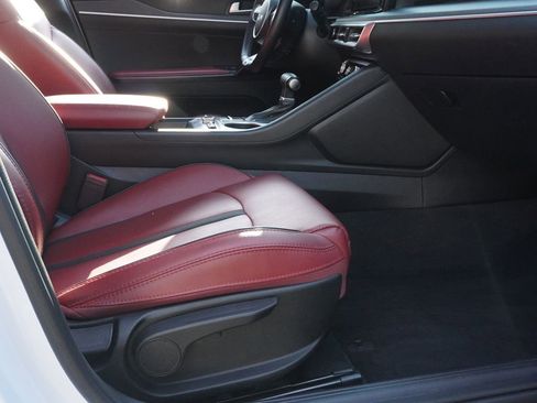 Used 2023 Kia K5 GT-Line image 26