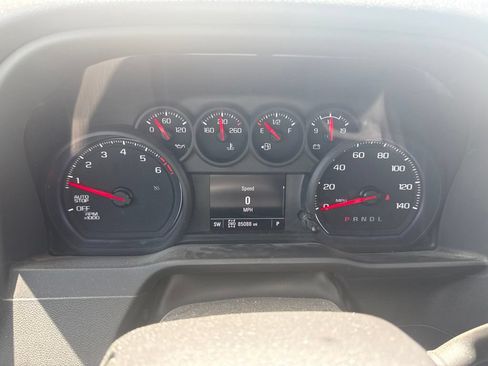 Used 2023 Chevrolet Silverado 1500 Custom AWD/4WD image 10