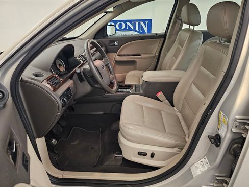 Used 2009 Ford Taurus Limited FWD image 5