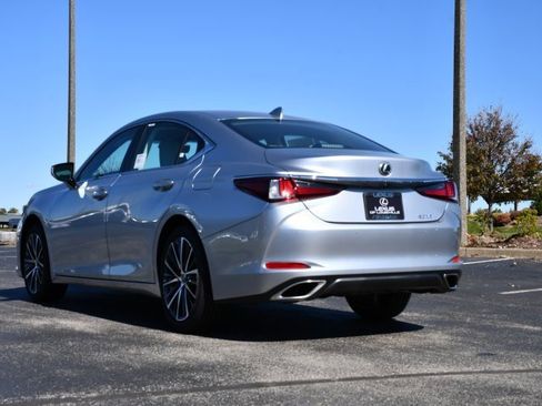 New 2025 Lexus ES 350 w/ Premium Package image 5