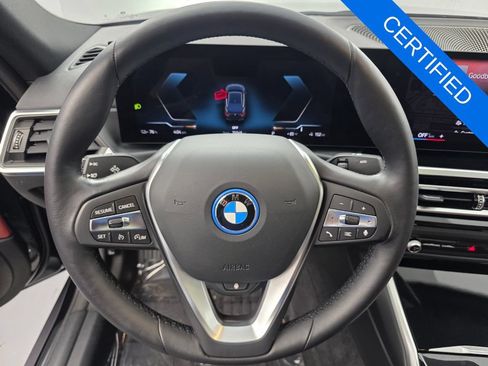 Certified 2023 BMW i4 eDrive40 w/ Premium Package RWD image 17