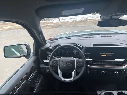 New 2026 GMC Sierra 1500 SLE w/ X31 Off-Road Package AWD/4WD image 25