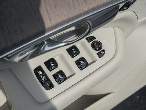 New 2027 Volvo XC90 B6 Ultra AWD/4WD image 41
