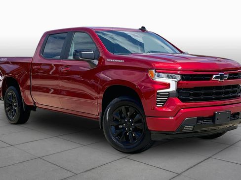 Used 2023 Chevrolet Silverado 1500 RST AWD/4WD image 3