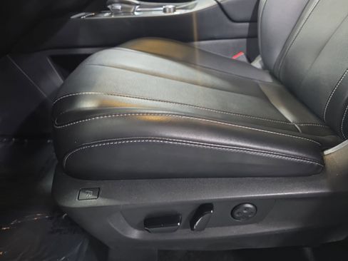 Certified 2025 INFINITI QX60 Sensory AWD/4WD image 28