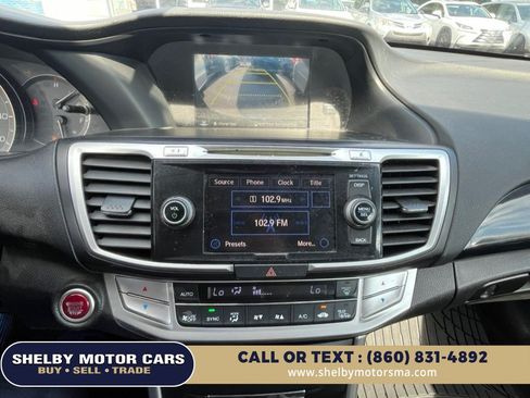 Used 2015 Honda Accord EX image 18
