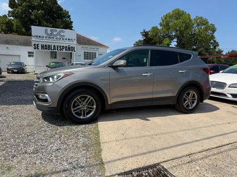 Used 2018 Hyundai Santa Fe Sport image 2