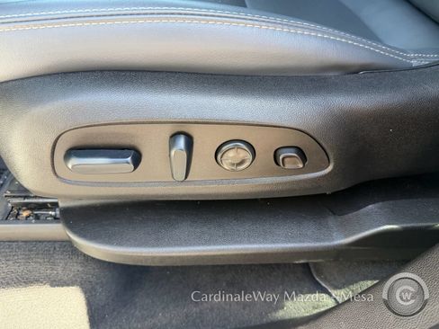 Used 2024 Buick Enclave Premium AWD/4WD image 24