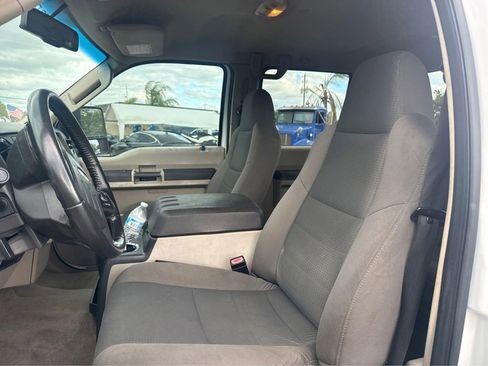 Used 2010 Ford F350 XLT AWD/4WD image 9
