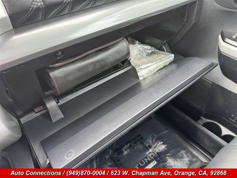 Used 2018 Toyota Tundra Platinum AWD/4WD image 30