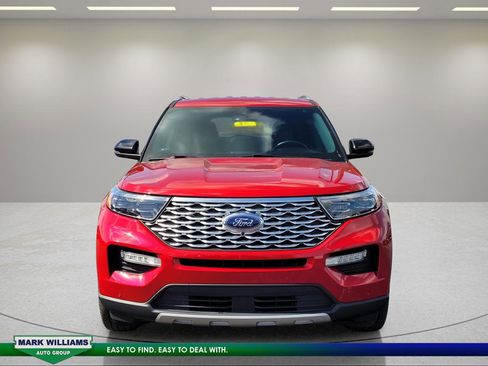 Certified 2023 Ford Explorer Platinum w/ Equipment Group 601A AWD/4WD image 9