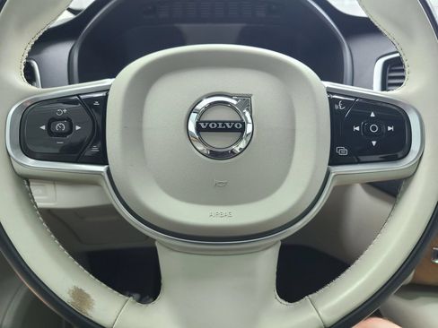 Used 2022 Volvo XC90 T6 Momentum w/ Advanced Package AWD/4WD image 28