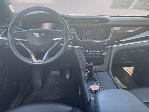 Certified 2023 Cadillac XT6 Premium Luxury w/ Platinum Package image 10