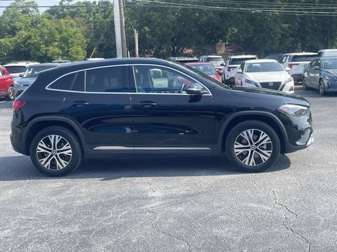 Used 2025 Mercedes-Benz GLA 250 image 2