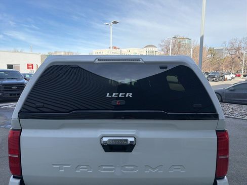 Used 2024 Toyota Tacoma Limited image 7