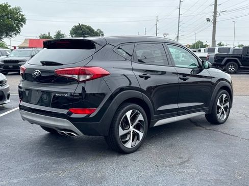 Used 2017 Hyundai Tucson Sport w/ Cargo Package FWD image 5