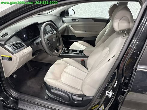Used 2016 Hyundai Sonata SE image 3