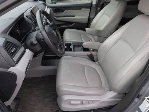 Used 2024 Honda Odyssey EX-L image 15