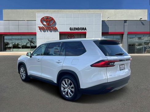 Certified 2024 Toyota Grand Highlander XLE image 5