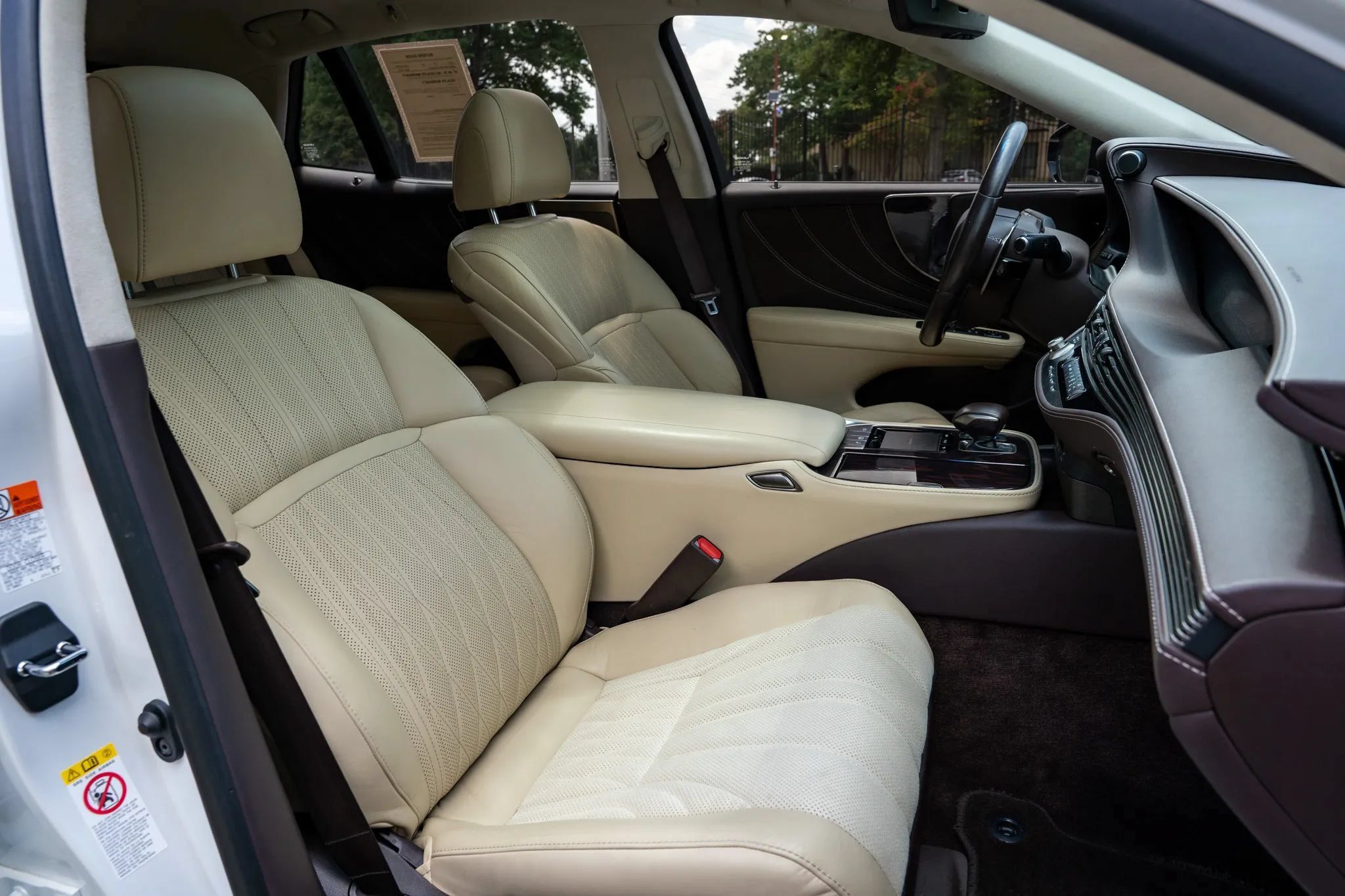 Used 2018 Lexus LS 500 w/ Interior Upgrade Package RWD image 16