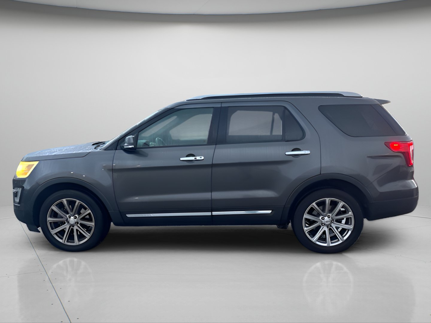 Used 2016 Ford Explorer Limited AWD/4WD image 13
