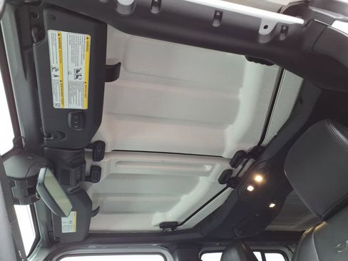 Used 2024 Jeep Wrangler Sahara w/ Technology Group image 14