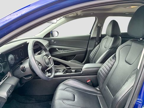 Used 2024 Hyundai Elantra Limited FWD image 10
