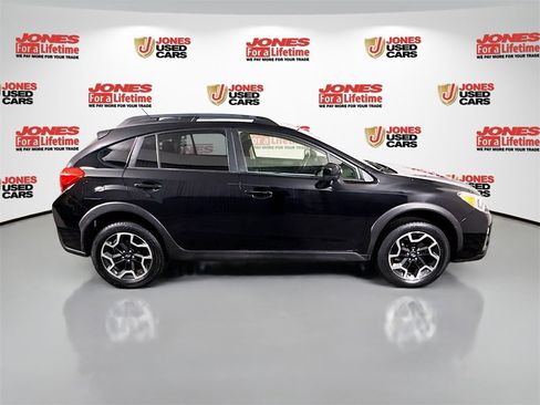 Used 2017 Subaru Crosstrek 2.0i Premium image 15