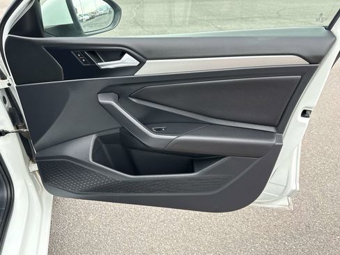Used 2019 Volkswagen Jetta S w/ Driver Assistance Package image 19