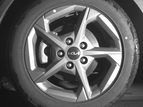Used 2025 Kia K4 FWD image 9