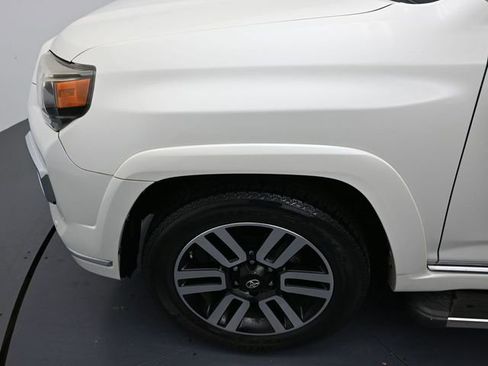 Used 2016 Toyota 4Runner SR5 image 9