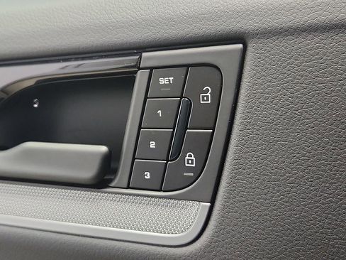 New 2026 Porsche Cayenne AWD/4WD image 20