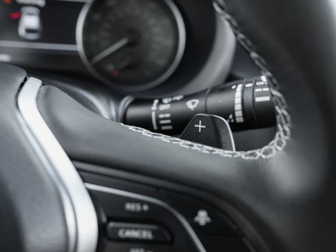 Used 2025 INFINITI QX55 Luxe w/ Accent Package image 15