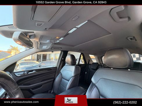 Used 2015 Mercedes-Benz ML 350 4MATIC w/ Premium 1 Package image 18