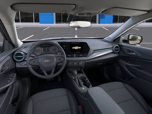 New 2026 Chevrolet Trax LS w/ LS Convenience Package FWD image 15