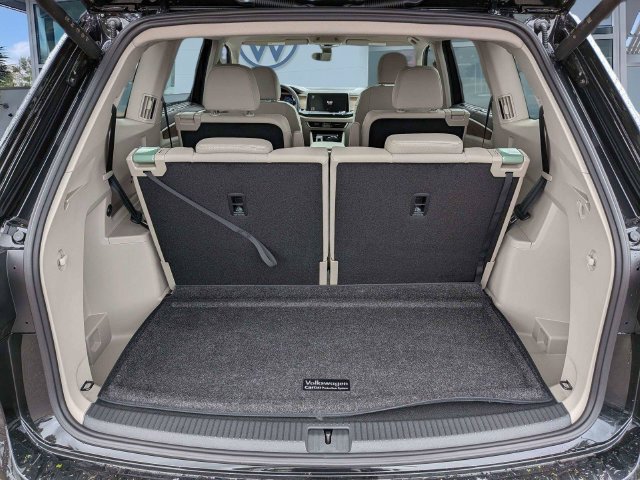 New 2026 Volkswagen Atlas SE FWD image 13