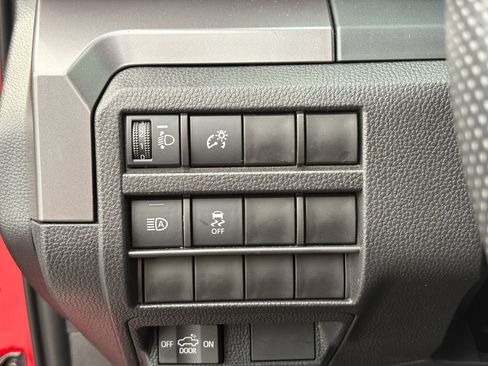 Used 2026 Toyota Tacoma SR5 AWD/4WD image 30